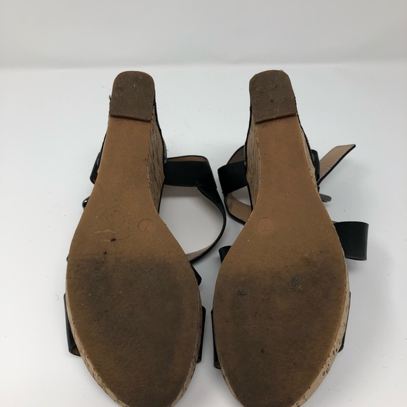 Shoes - Picture 3 of 4